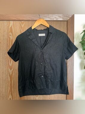 Everlane Black Button-Front Linen Short Sleeve Top